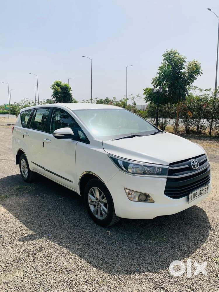 Innova Crysta 2016 Model