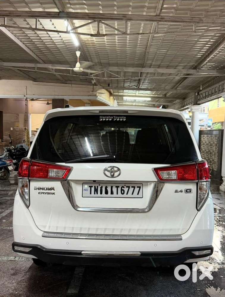 Toyota Innova Crysta 2022 Diesel 23900 Km Driven