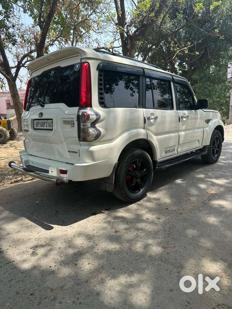 Mahindra Scorpio S10 2017 Diesel 77100 Km Driven