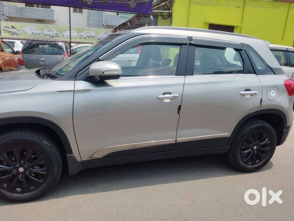 Maruti Suzuki Brezza 1.5 Zxi Smart Hybrid, 2020, Petrol