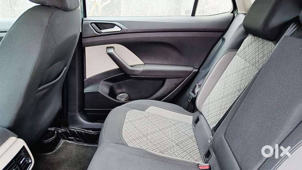 Volkswagen Taigun 1.0 Tsi Highline At, 2023, Petrol