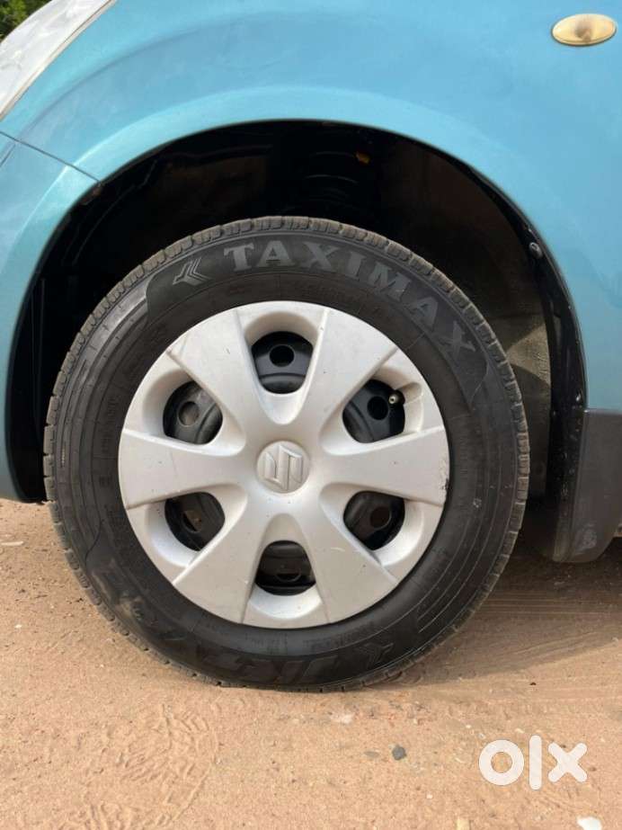Maruti Suzuki Ritz Vxi, 2011, Petrol