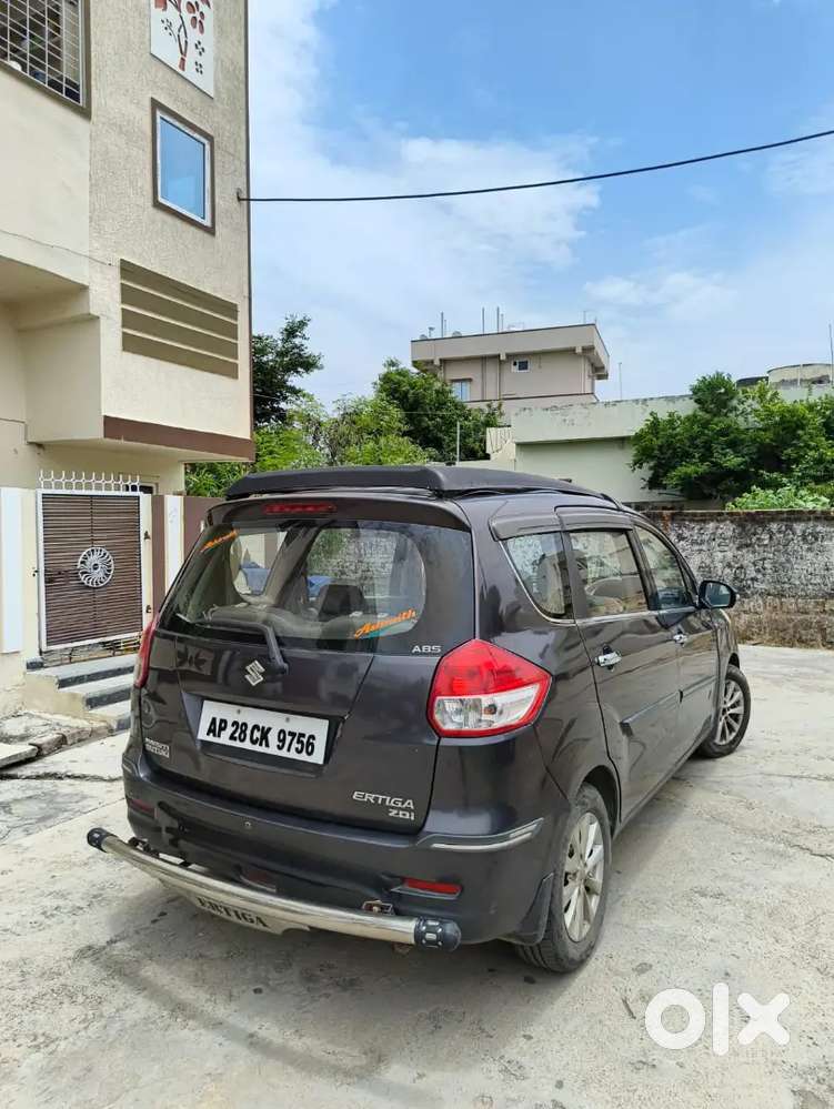 Maruti Suzuki Ertiga Vdi 2013