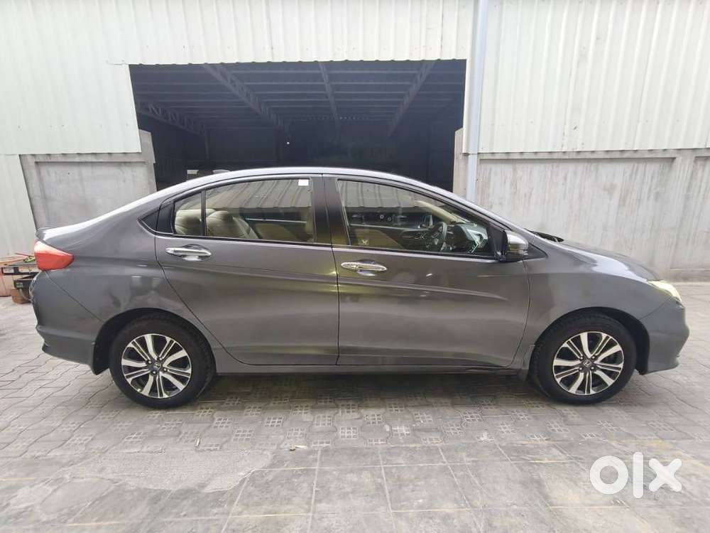 Honda City 1.5 V 5th Gen I-vtec Mt, 2017, Petrol