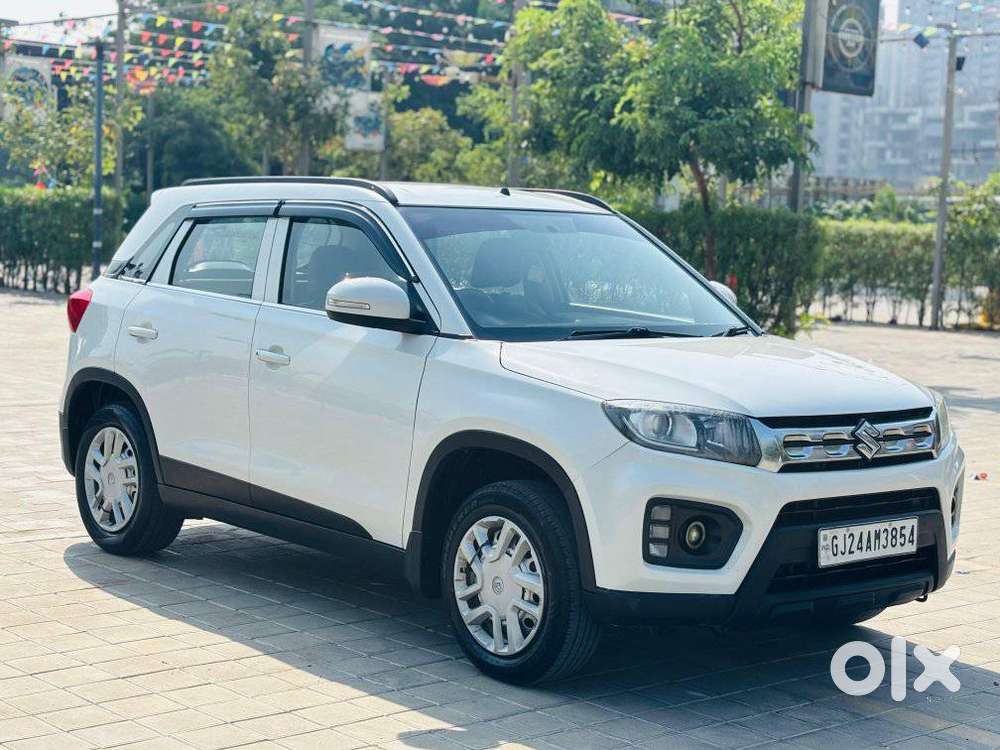 Maruti Suzuki Brezza 1.5 Vxi Cng, 2021, Cng & Hybrids