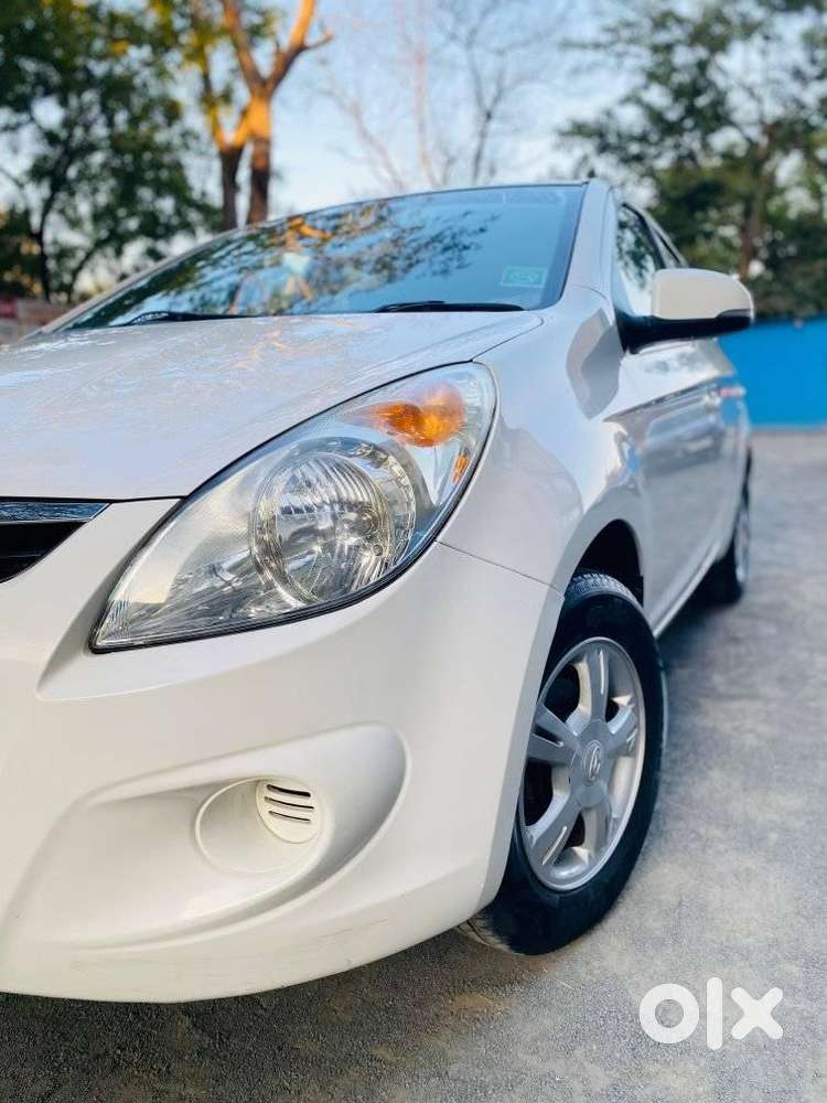 Hyundai I20 [2012-2014] 1.2 Sportz At, 2012, Petrol