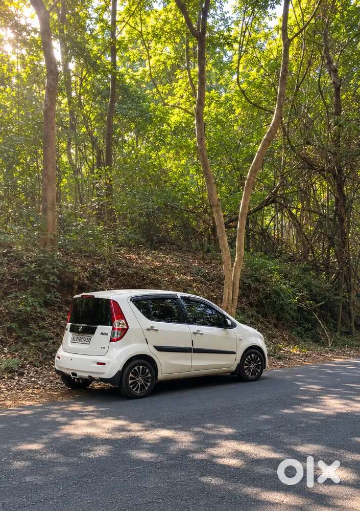 Maruti Suzuki Ritz 2011 Petrol 100000 Km Driven
