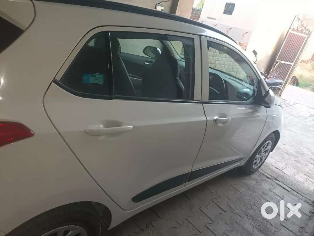 Hyundai Grand I10 2021 Petrol 64000 Km Driven