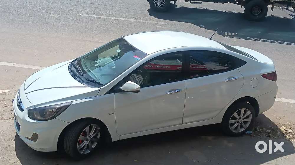 Hyundai Verna 2011 Disember.  Diesel Well Maintained Mint Condition