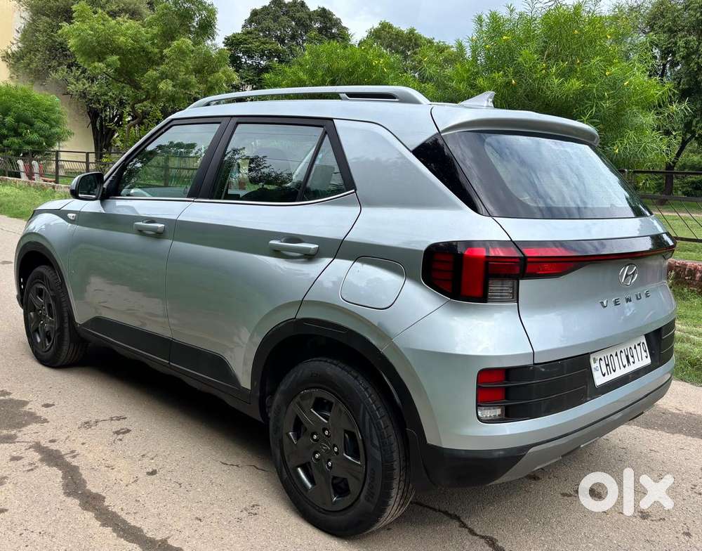 Hyundai Venue S 1.2 Petrol, 2024, Petrol