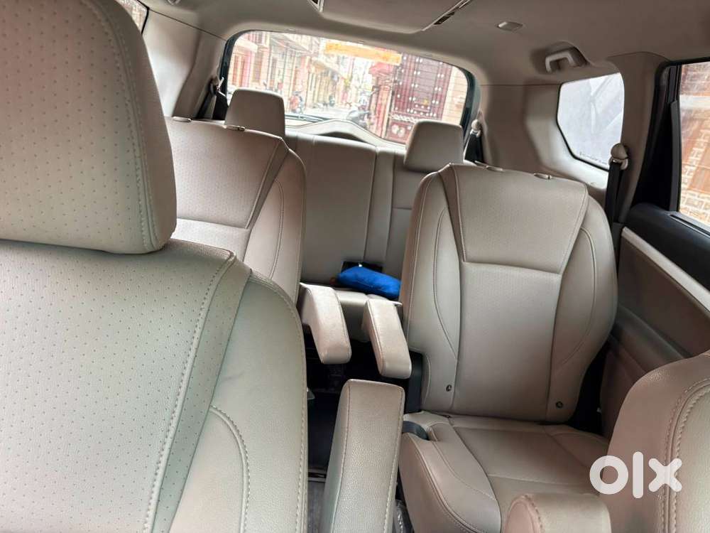 Mahindra Marazzo M8 Diesel 2018  Single Owner  Excellent Condition
