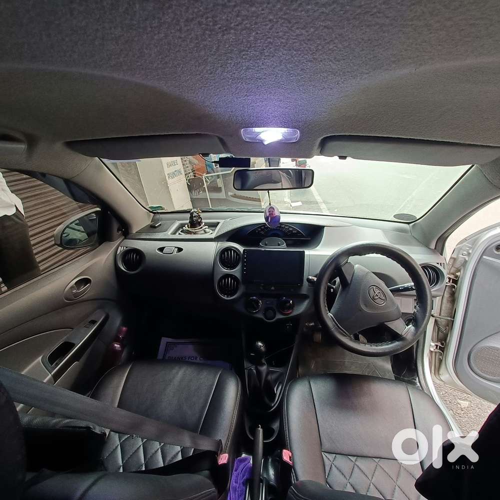 Toyota Etios Liva Petrol 2013
