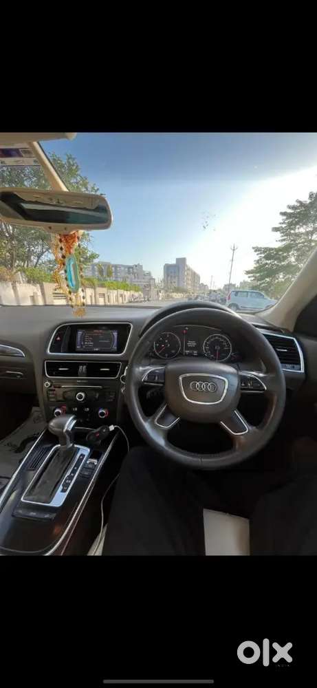 Audi Q5 Hr Number