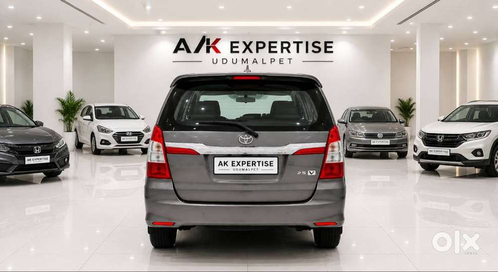 Toyota Innova (2014)
