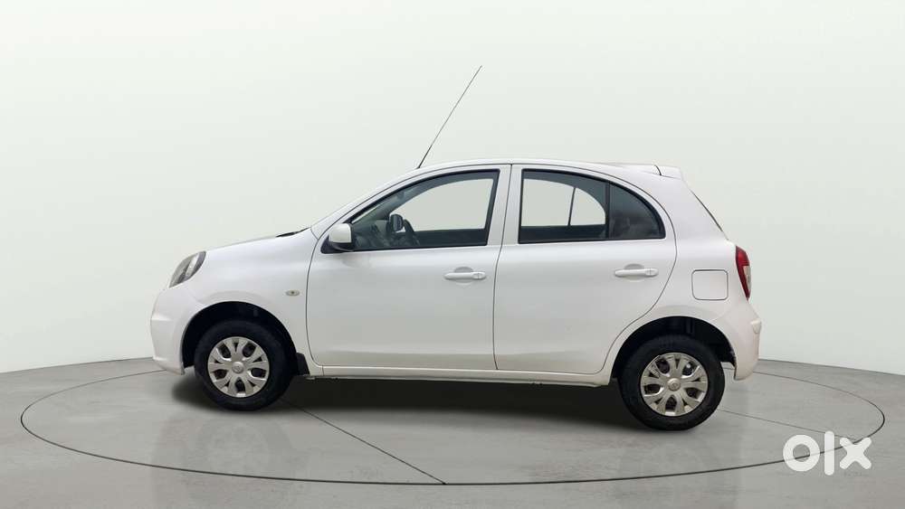 Nissan Micra Active Xv, 2015, Petrol