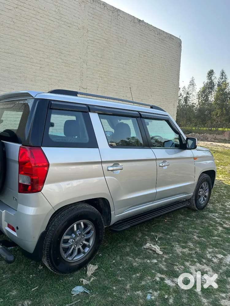Mahindra Tuv 300 2018