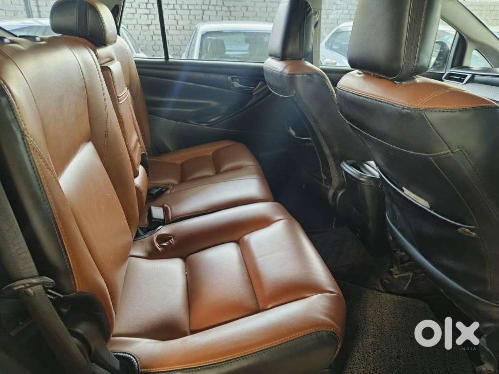 Toyota Innova Crysta 2.4 Gx Mt 8s, 2019, Diesel