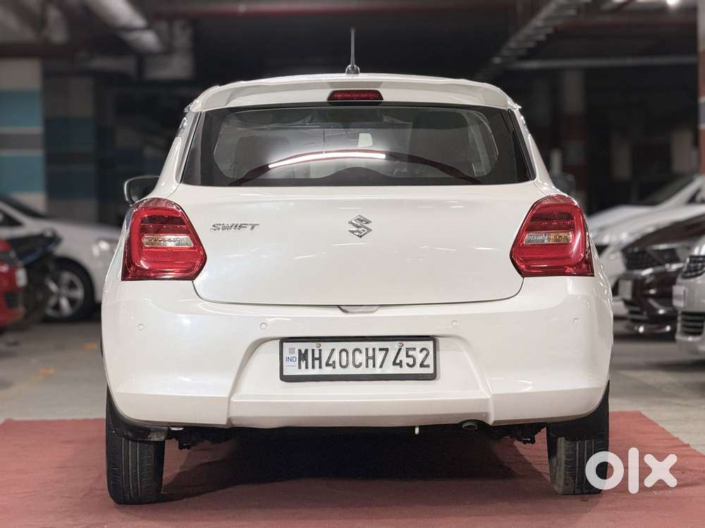 Maruti Suzuki Swift Vxi + Manual, 2022, Petrol