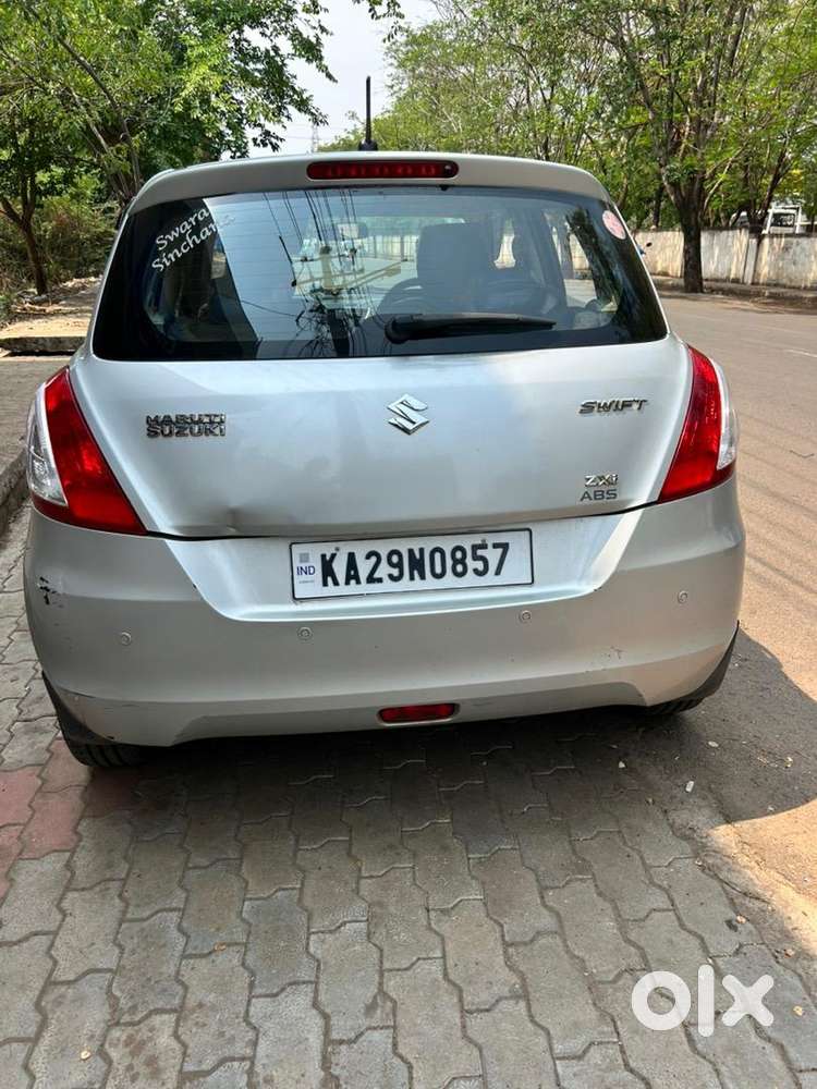 Maruti Suzuki Swift 2015 Petrol Well Maintained