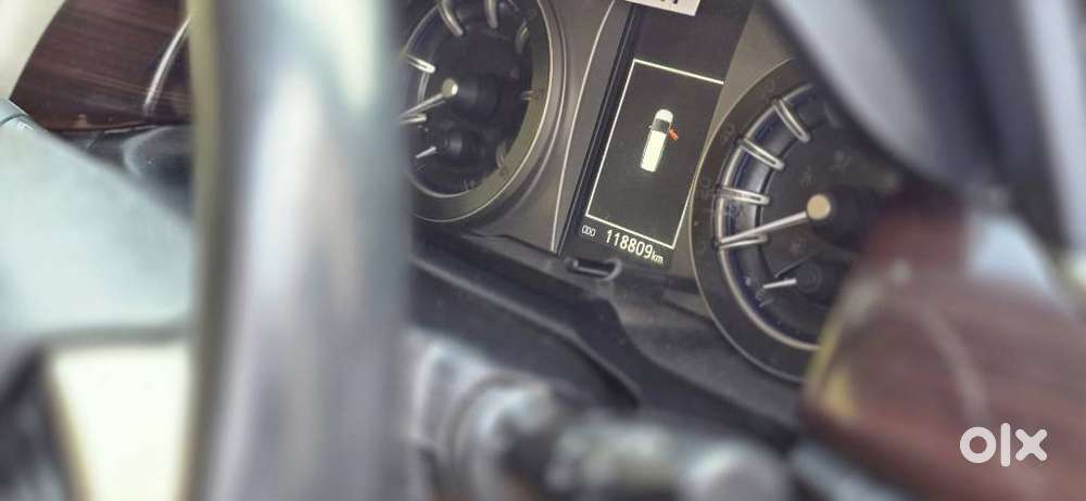 Toyota Innova Crysta [2020-ongoing] 2.4 Vx 8 Str, 2021, Diesel