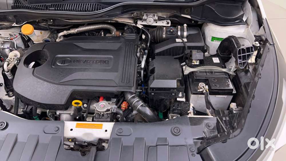 Tata Altroz Xz Plus (o) (s) Icng, 2025, Diesel