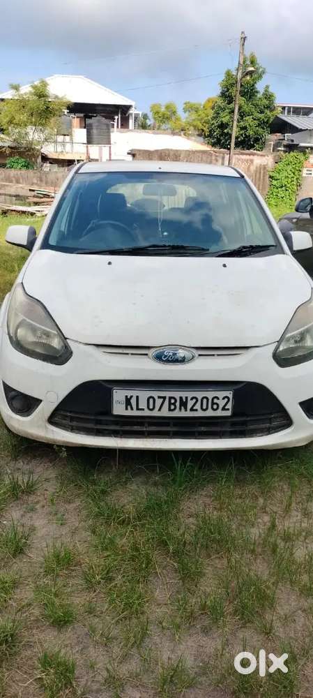 Ford Figo Petrol Lxi 2010