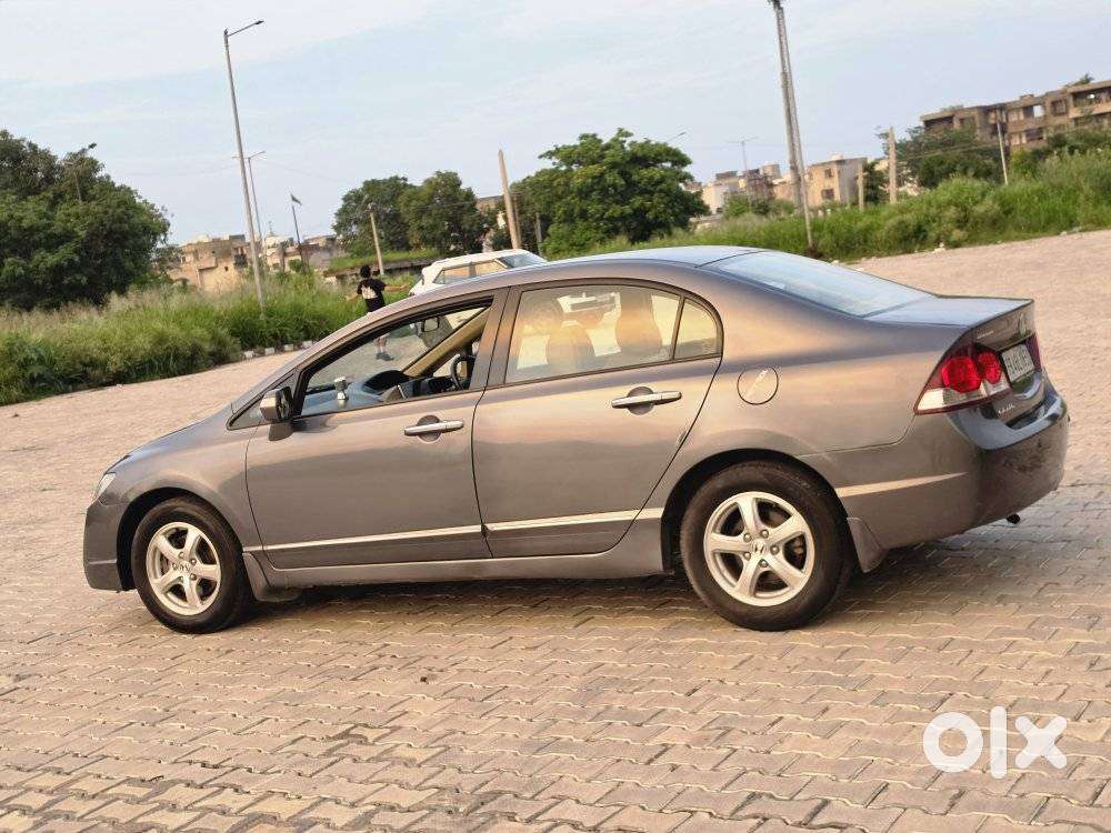Honda Civic 1.8 V Mt, 2011, Petrol