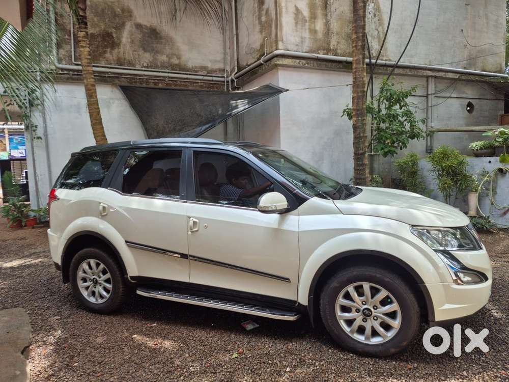 Mahindra Xuv500 W10 Sunroof Well Maintained