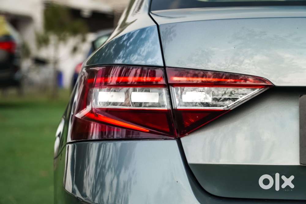 Skoda Superb L&k 2.0 Tdi At, 2018, Diesel
