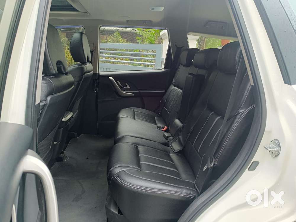 Mahindra Xuv500 W9 1.99, 2019, Diesel