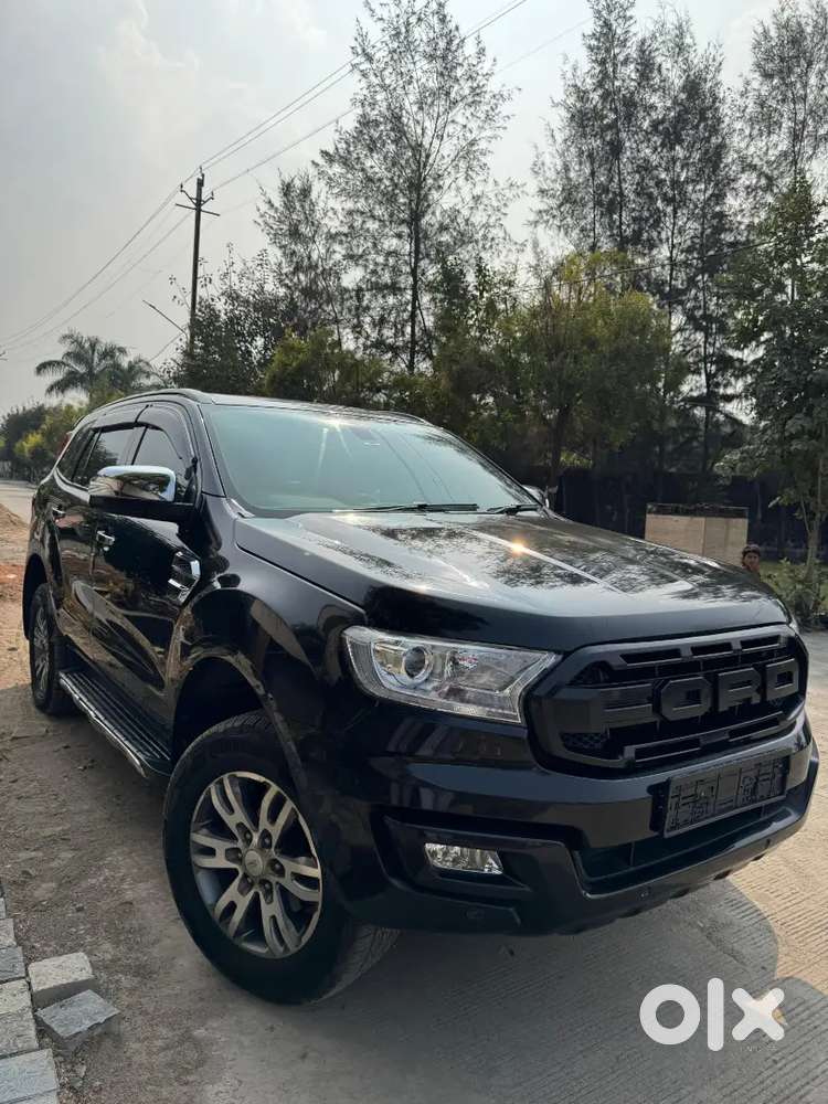 Ford Endeavour 2018