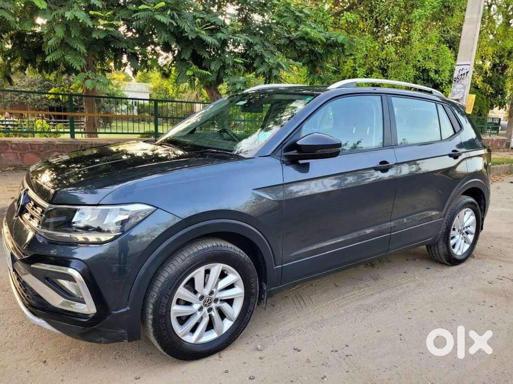 Volkswagen Taigun 1.0 Tsi Highline At, 2022, Petrol