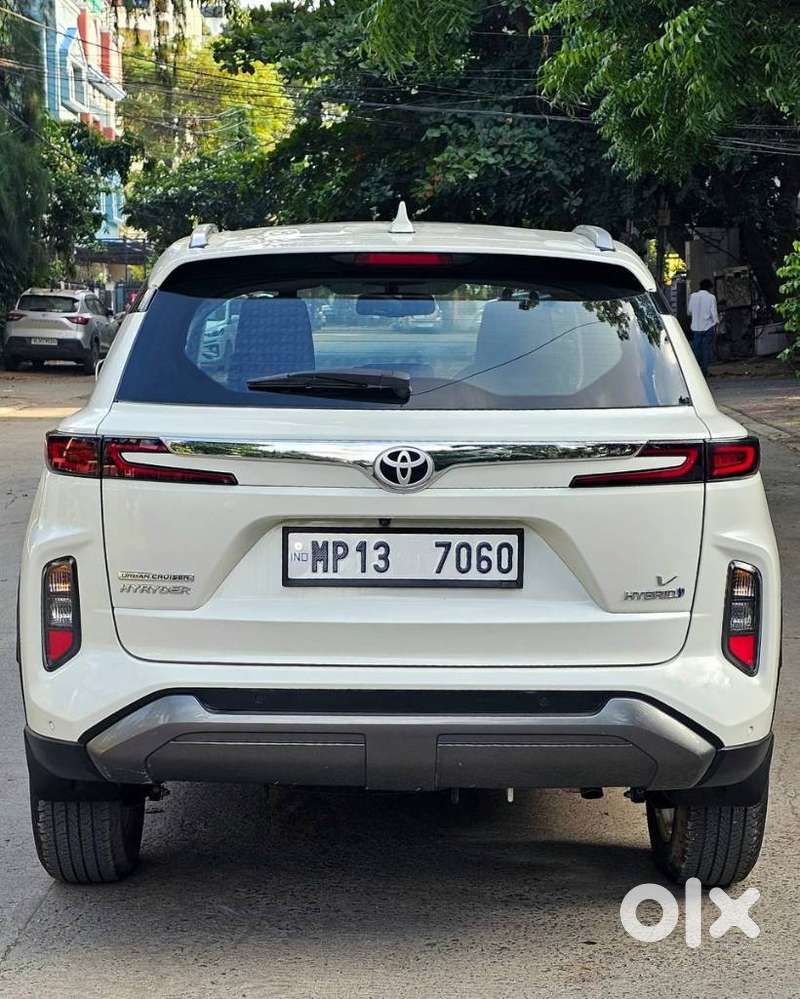 Toyota Urban Cruiser Hyryder 1.5 V Hybrid, 2025, Petrol