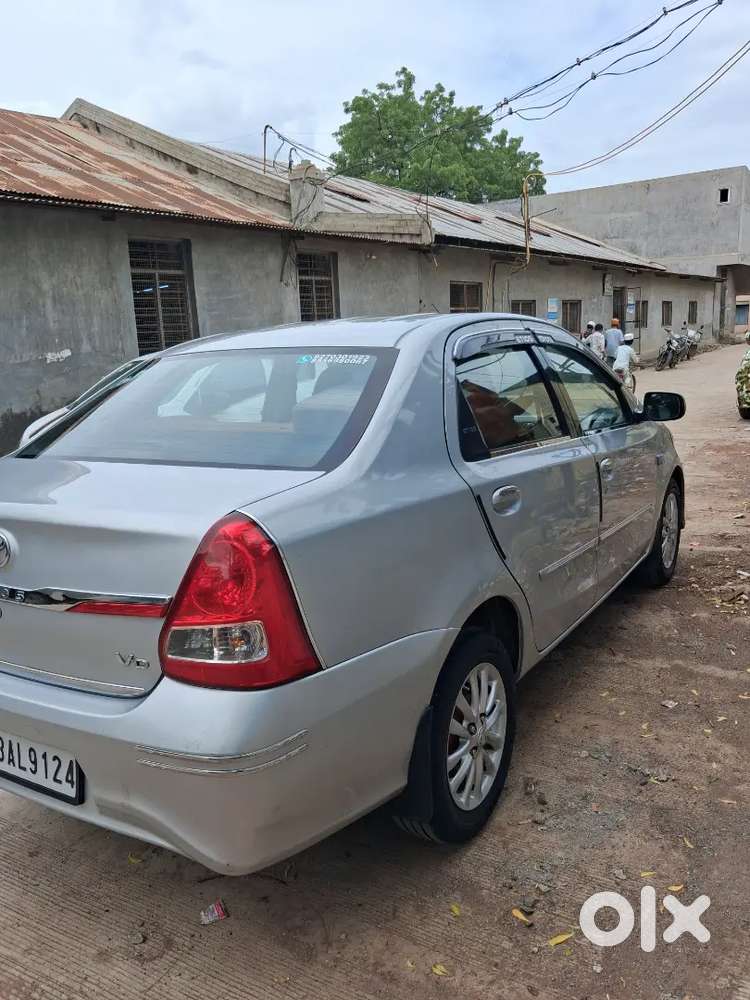 Toyota Etios Xclusive 2012