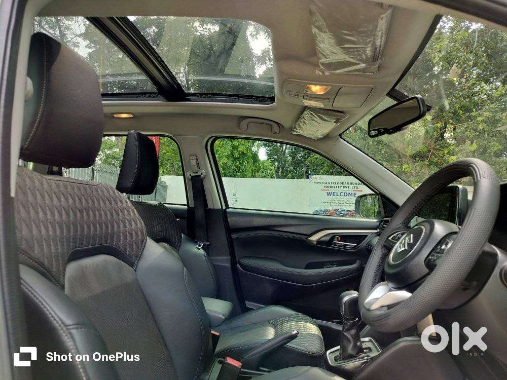Maruti Suzuki Grand Vitara 1.5 Alpha Plus Intelligent Hybrid Ecvt, 2..