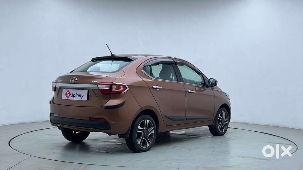 Tata Tigor Xza, 2018, Petrol