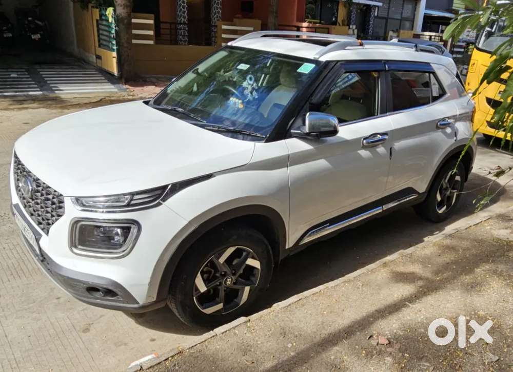 Hyundai Venue 2020 Diesel Well Maintained