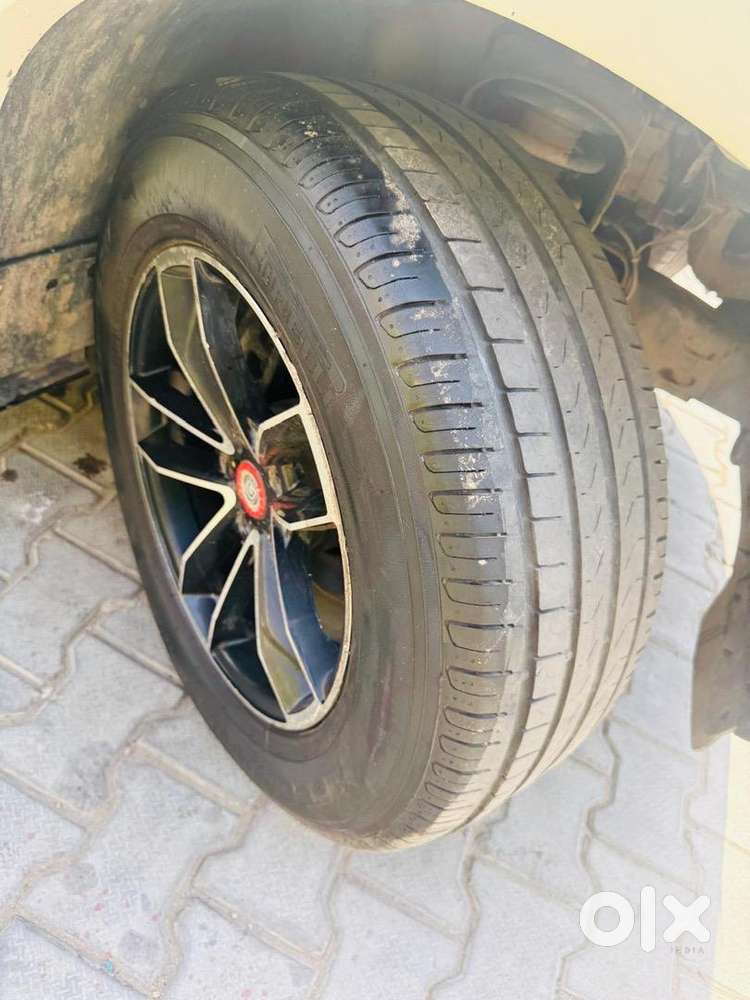 Mahindra Diesel Car 2019