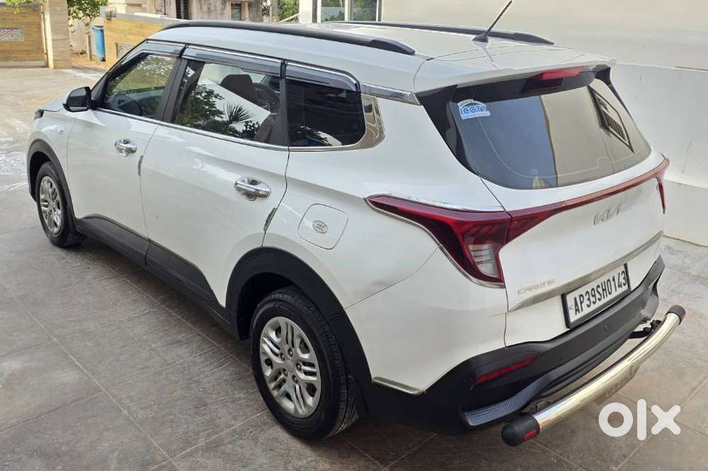 Kia Carens G 1.5 6mt Premium (o) 7-seater, 2023, Petrol