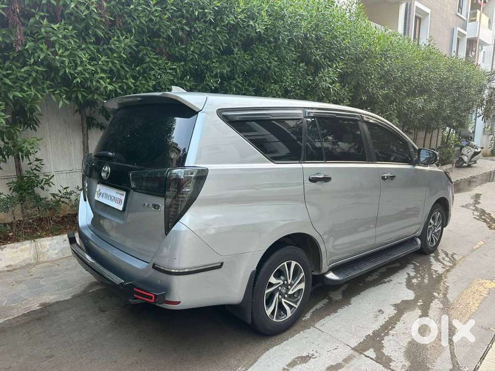 Toyota Innova Crysta [2020-ongoing] 2.4 Gx 8 Str, 2022, Diesel