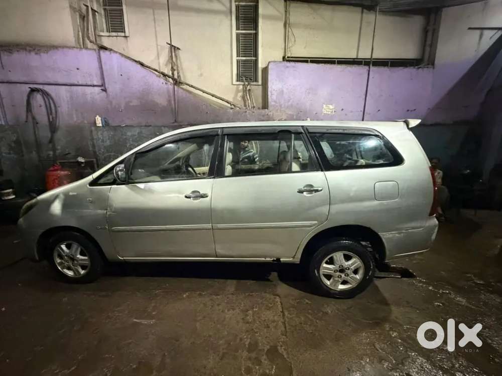 Toyota Innova Diesel 2005 Year