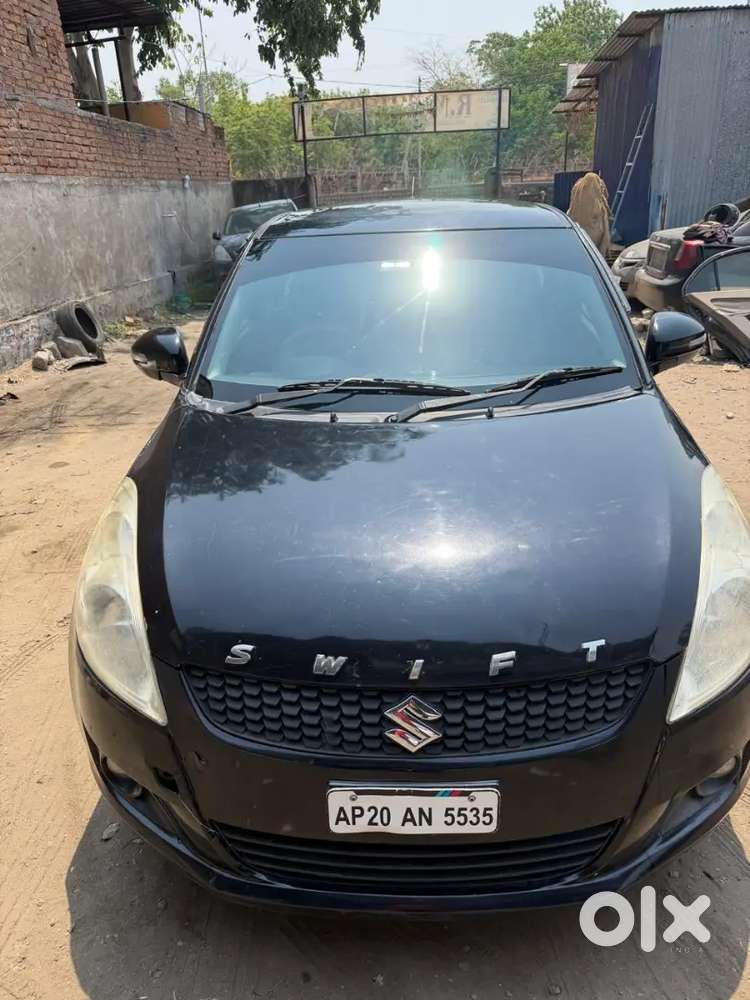 Maruti Suzuki Swift 2012
