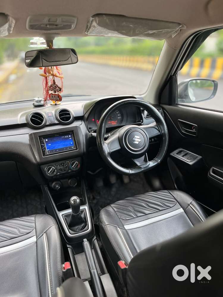Maruti Suzuki Swift 1.2 Lxi (o), 2023, Petrol
