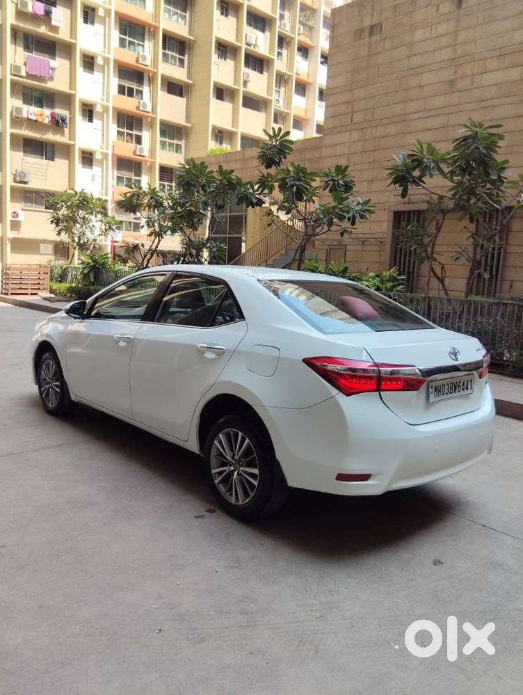 Toyota Corolla Altis Vl Mt, 2015, Cng & Hybrids