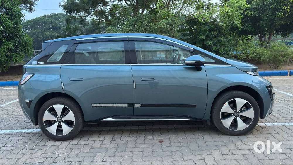 Mg Windsor Ev Essence, 2025, Electric