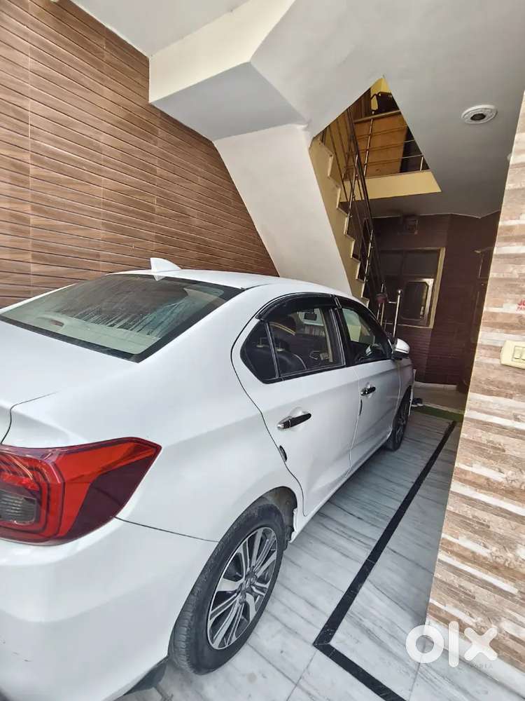 Honda Amaze 2023 Petrol Well Maintained