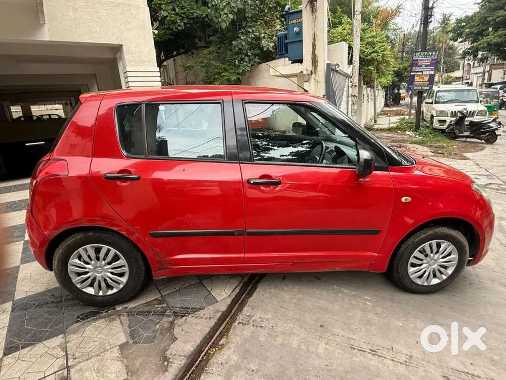 Maruti Suzuki Swift Petrol 2009