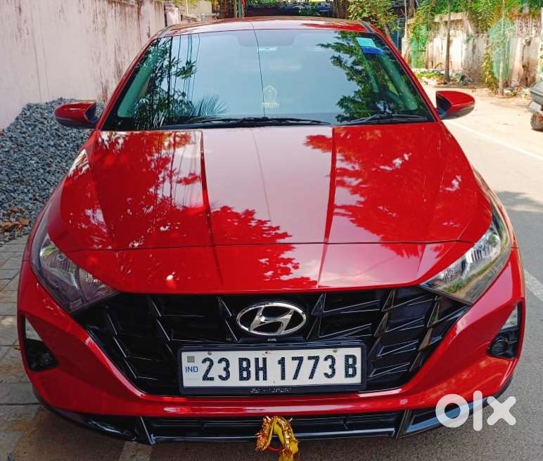 Hyundai I20 Sportz 1.2 Ivt Dual Tone, 2023, Petrol