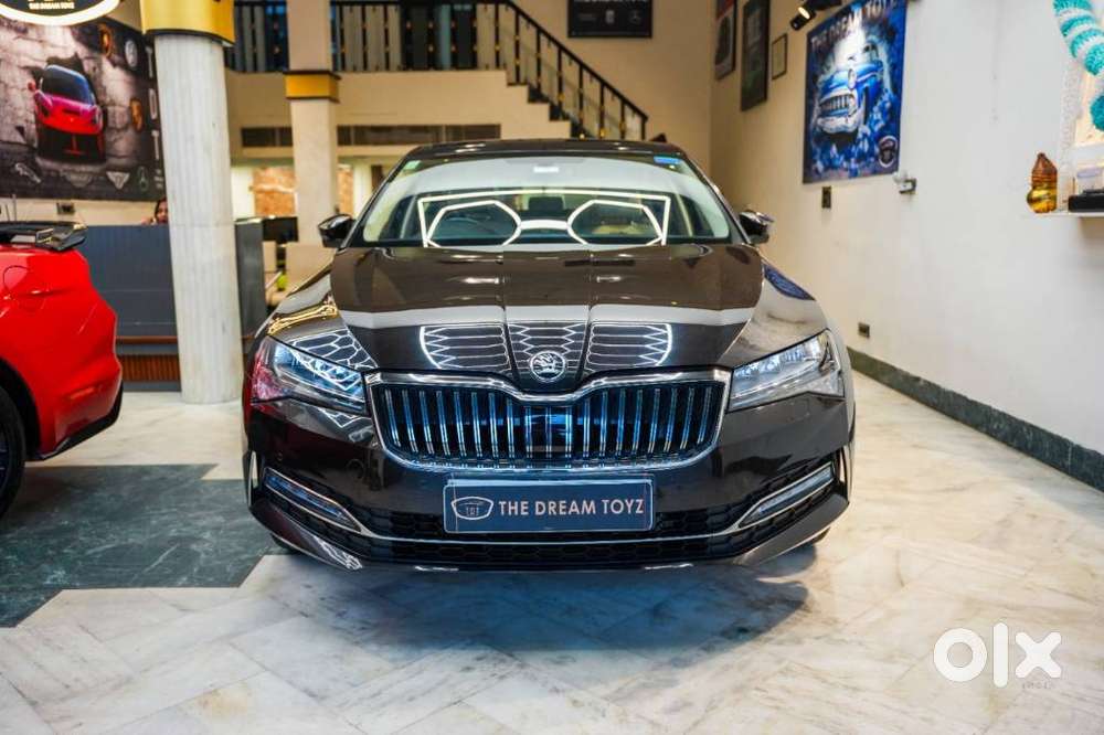 Skoda Superb L&k 2.0 Tdi At, 2021, Petrol
