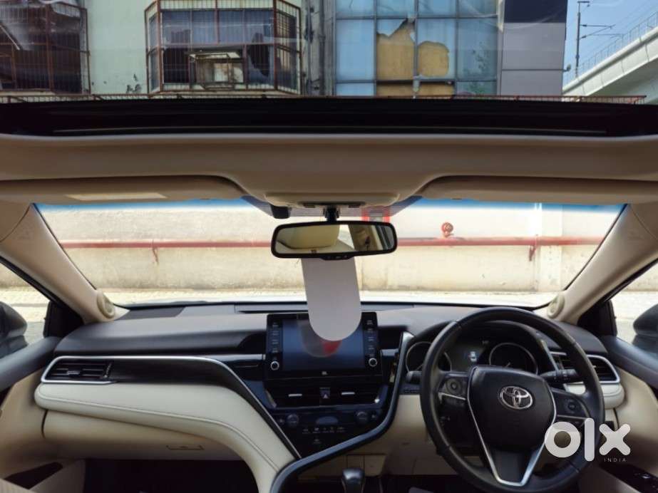 Toyota Camry Hybrid, 2024, Petrol